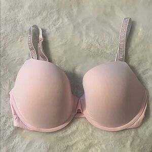 New! Victoria's Secret T-Shirt Lightly Lined Demi Bra 34DD Light Pink ❤️